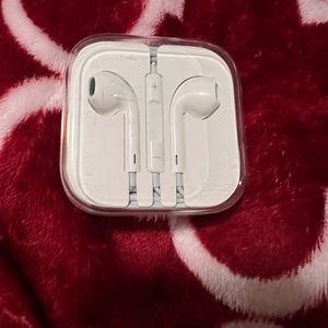 Apple headphones